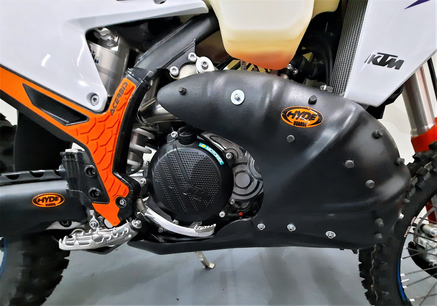2024/2025 250/300 POLY EXHAUST SUMP GUARD COMBO