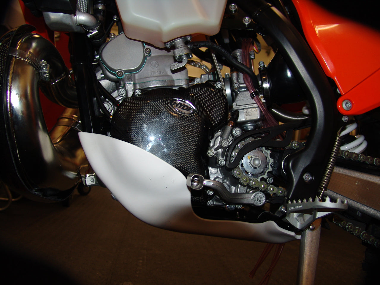 KTM 250/300 Carbon Kevlar Bolt-on Starter Ignition Guard