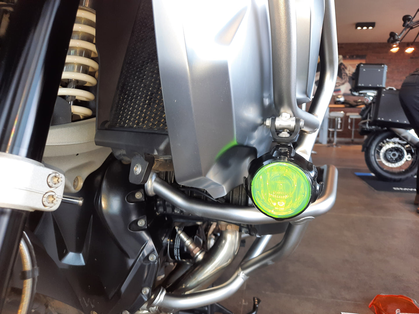 BMW 1250 GSA SPOTLIGHT PROTECTOR SET