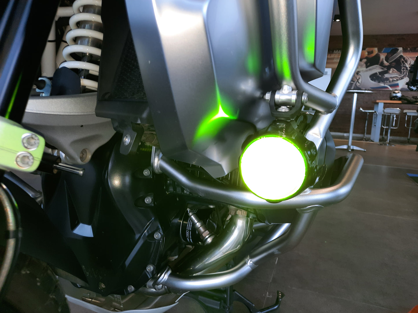 BMW 1250 GSA SPOTLIGHT PROTECTOR SET