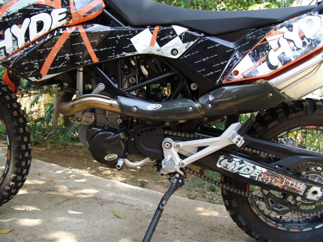 KTM 690 Carbon Exhaust Guard