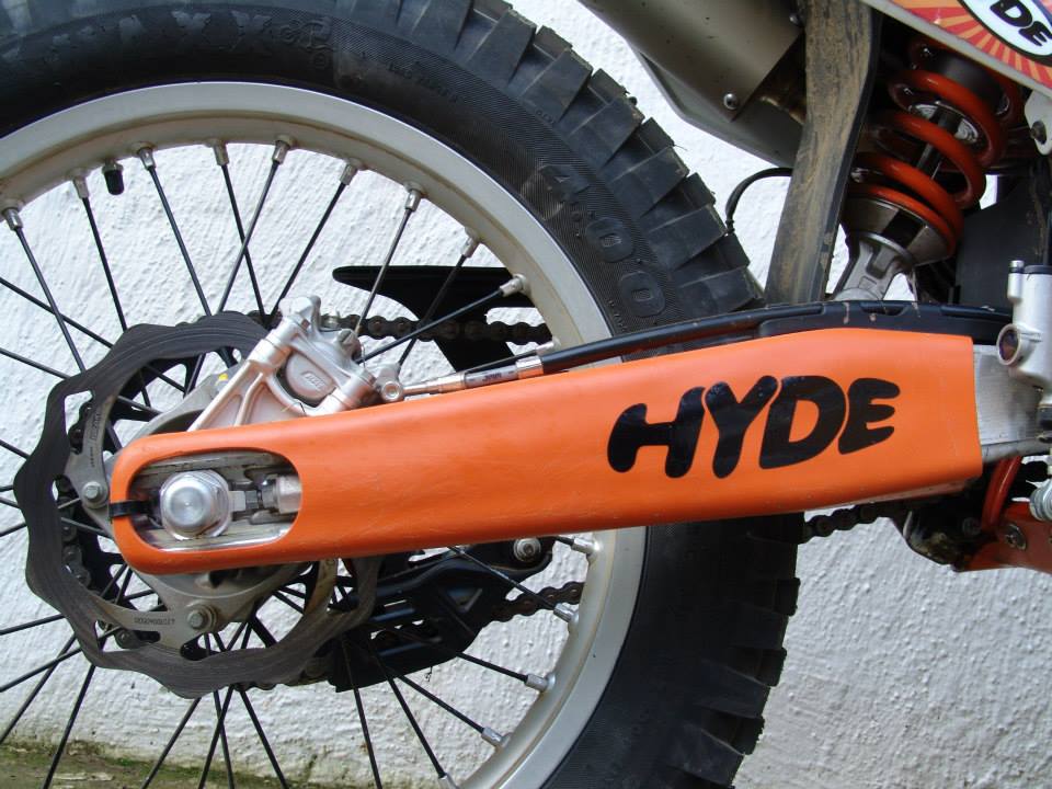 KTM FREERIDE SWINGARM PROTECTORS