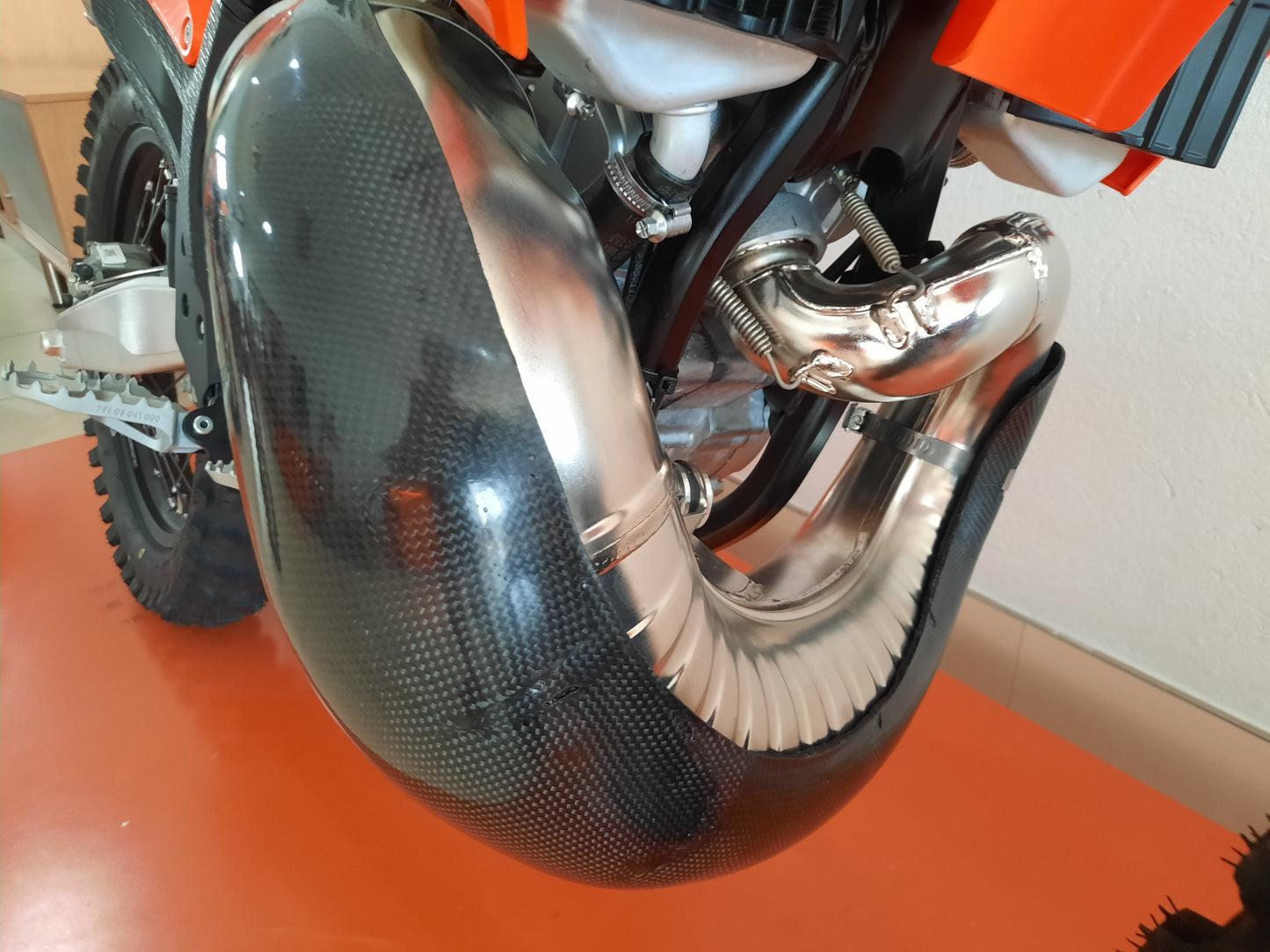 KTM/HUSQVARNA/GASGAS 250/300 EXHAUST GUARD CARBON KEVLAR